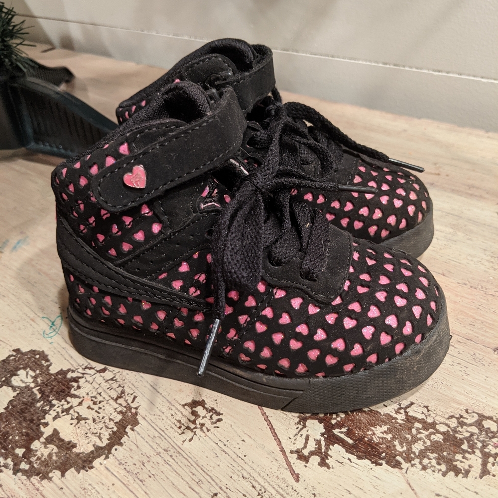 FILA Vulc 13 Glitter Hearts Sneaker